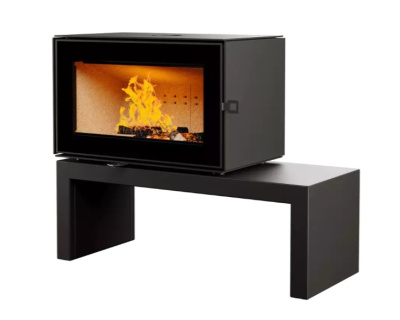 АСТОВ Печь-камин КУБ 800 на подиуме АСТОВ Печь-камин КУБ 800 на подиуме