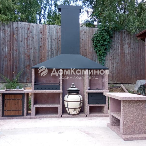 Зона барбекю с печью под казан, мангалом и тандыром. п Растущий
